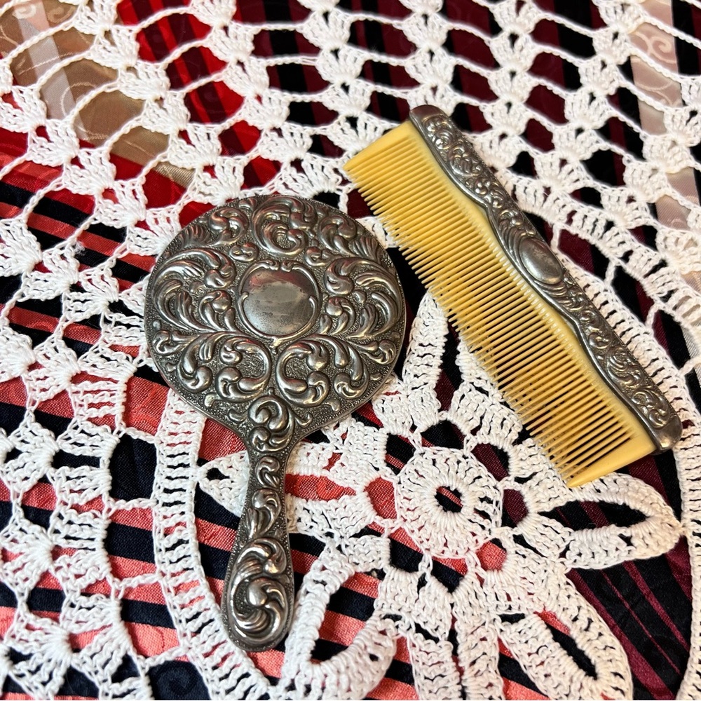 Antique small‎ hand mirror and comb set